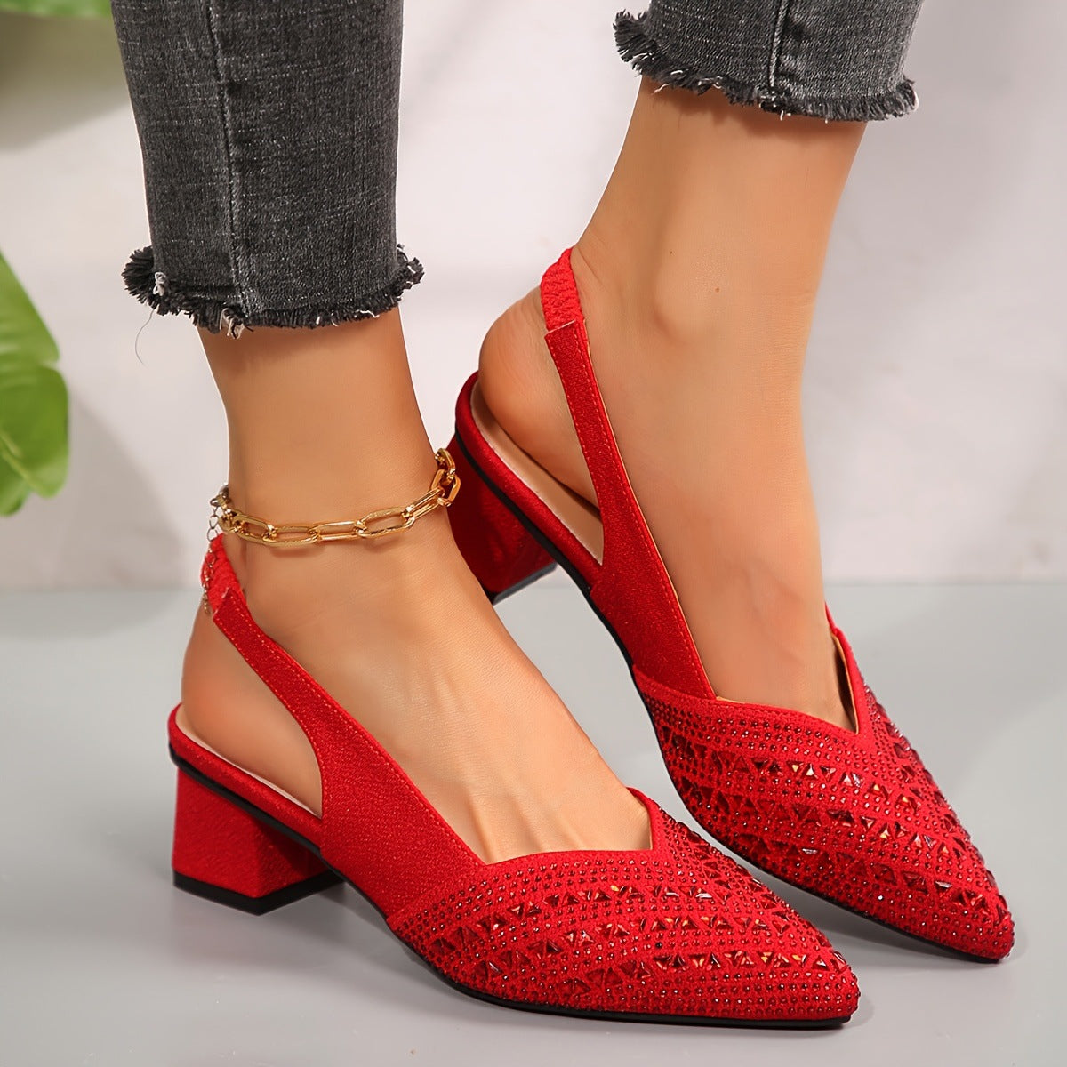 Chaussures Élargies Femme à Strass – Élégance & Confort à Petit Talon